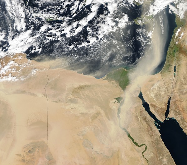 Sandsturm über die Sahara